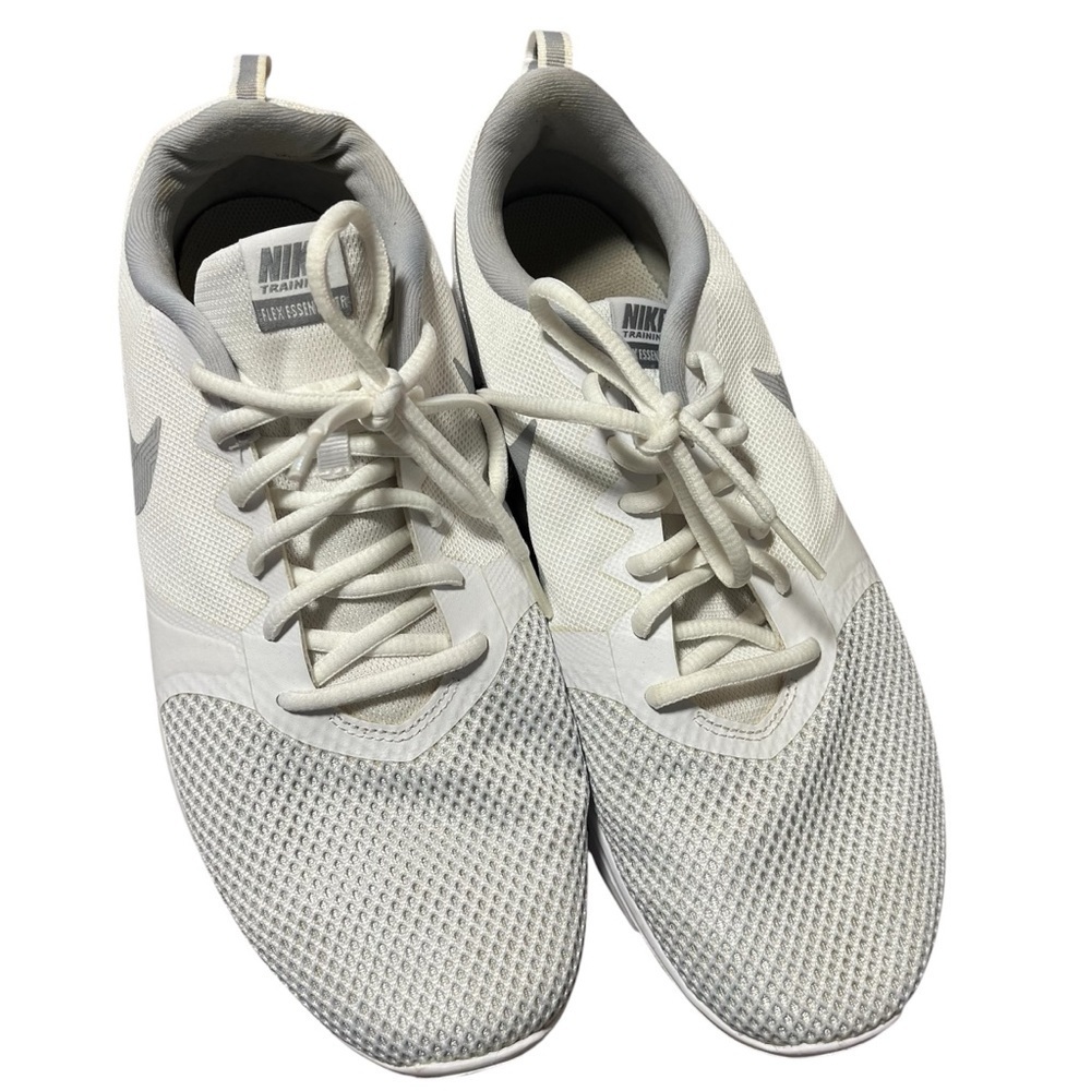 NIKE Women's "Flex Essential TR" White Shoes Size 11 Sneakers Gym Workout